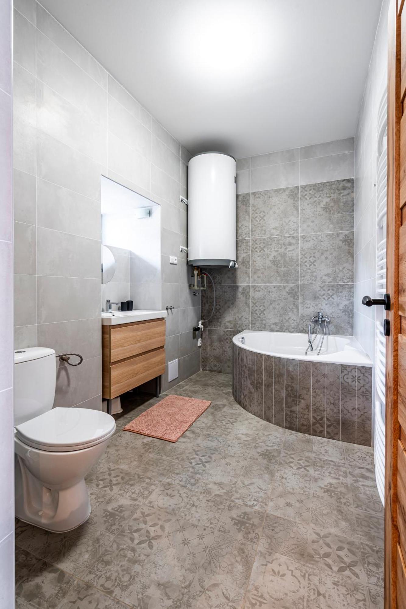 Dvur Dolenec Apartman Rohoznice  Kültér fotó