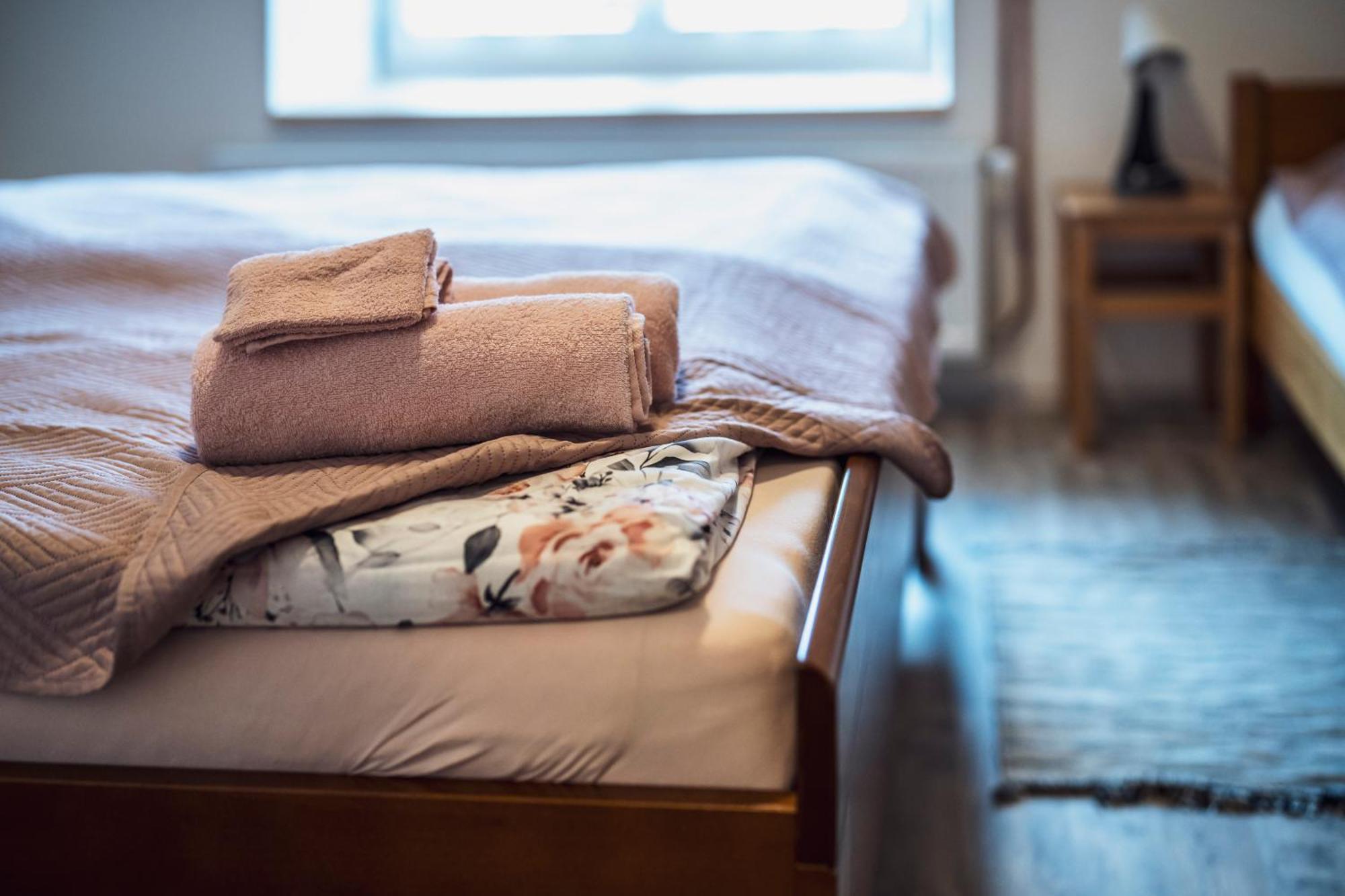 Dvur Dolenec Apartman Rohoznice  Kültér fotó