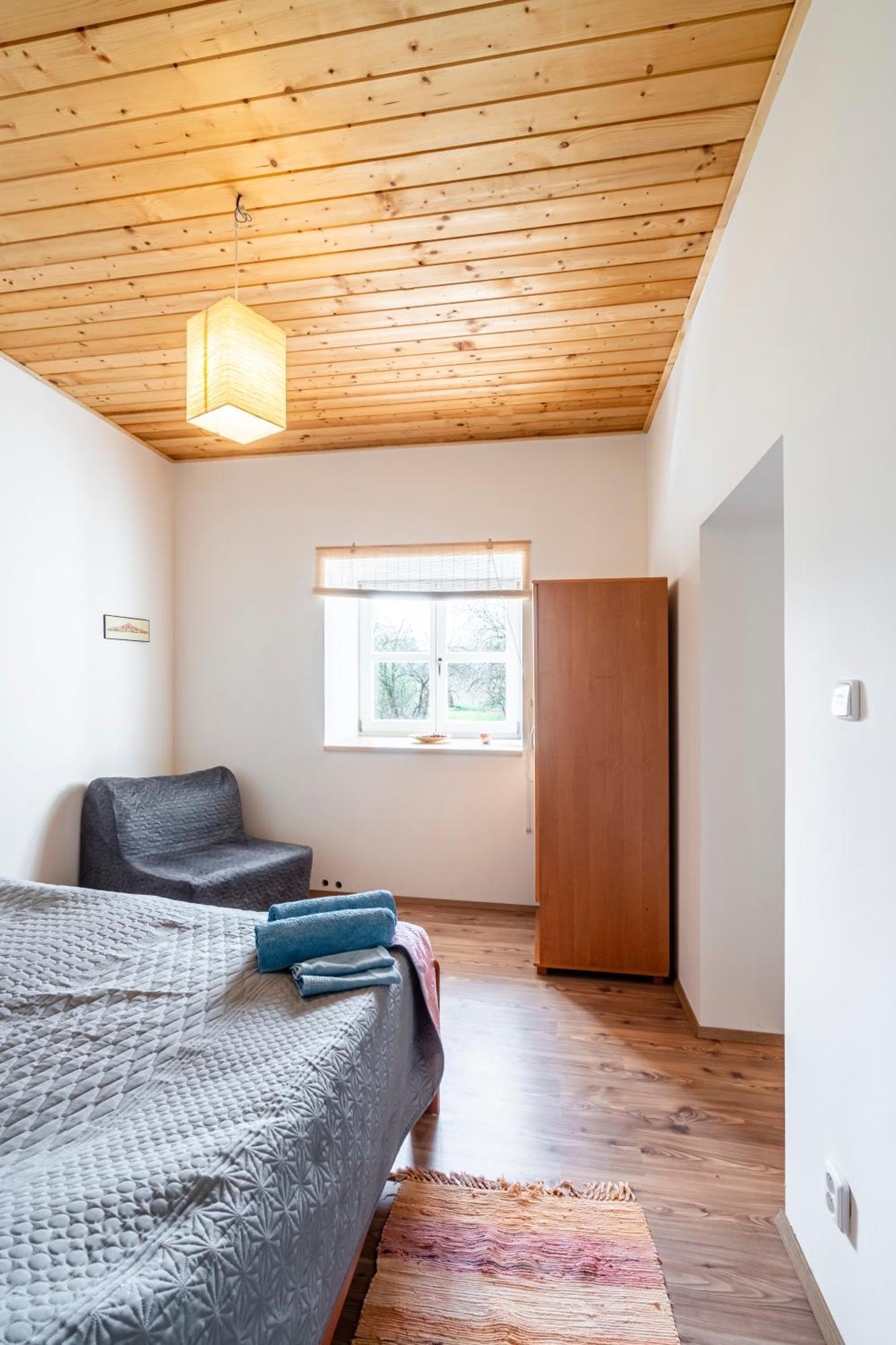 Dvur Dolenec Apartman Rohoznice  Kültér fotó