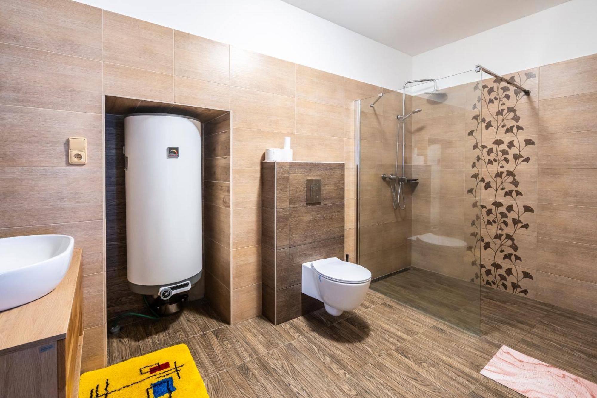 Dvur Dolenec Apartman Rohoznice  Kültér fotó